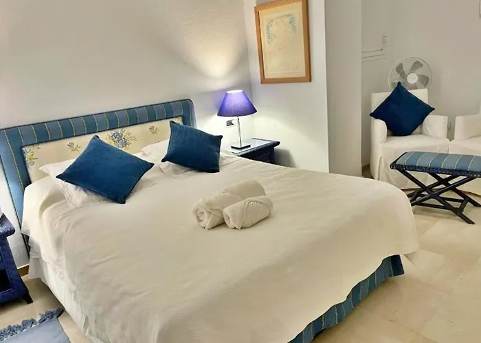 Lejlighed Beachfront 2 Bd & Private Garden